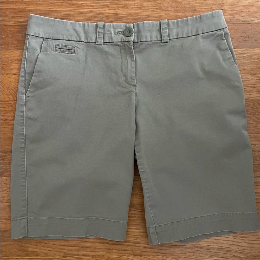 Tommy Hilfiger Women’s Shorts - Picture 4 of 7